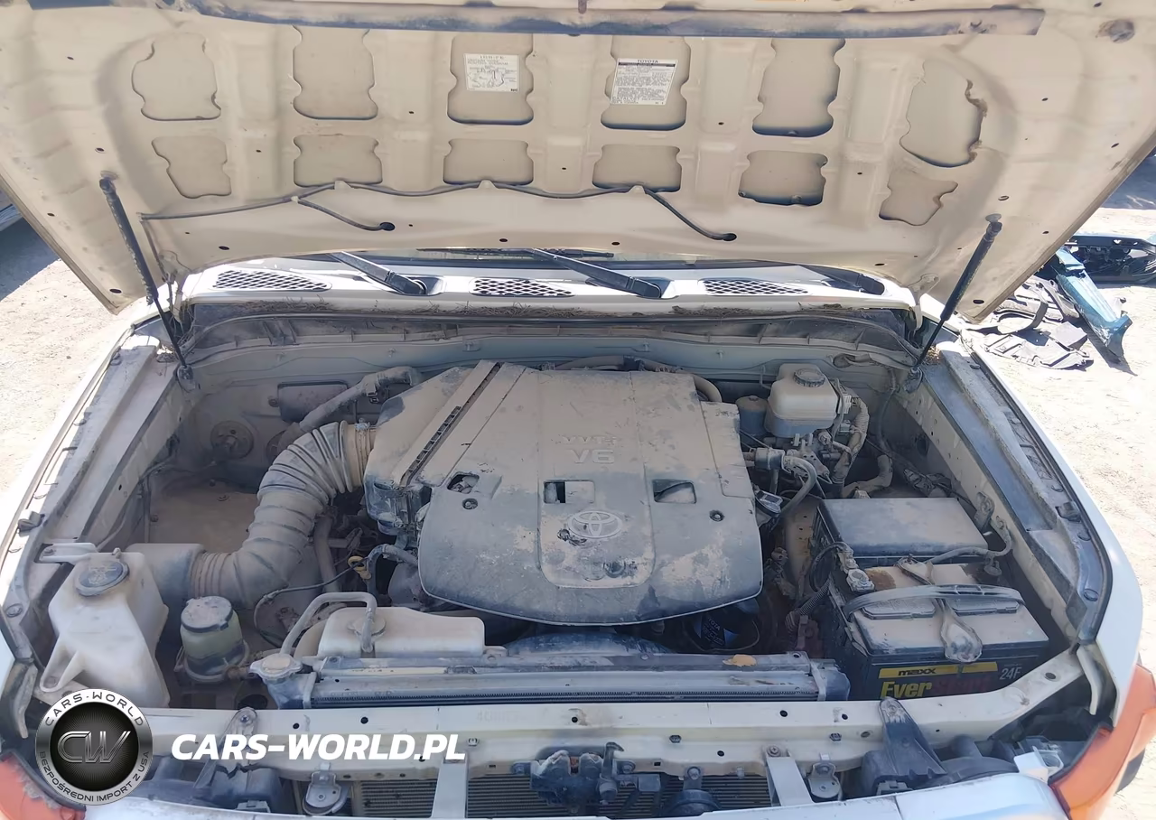 2008 Toyota Fj Cruiser VIN:JTEBU11F18K055428 - 10