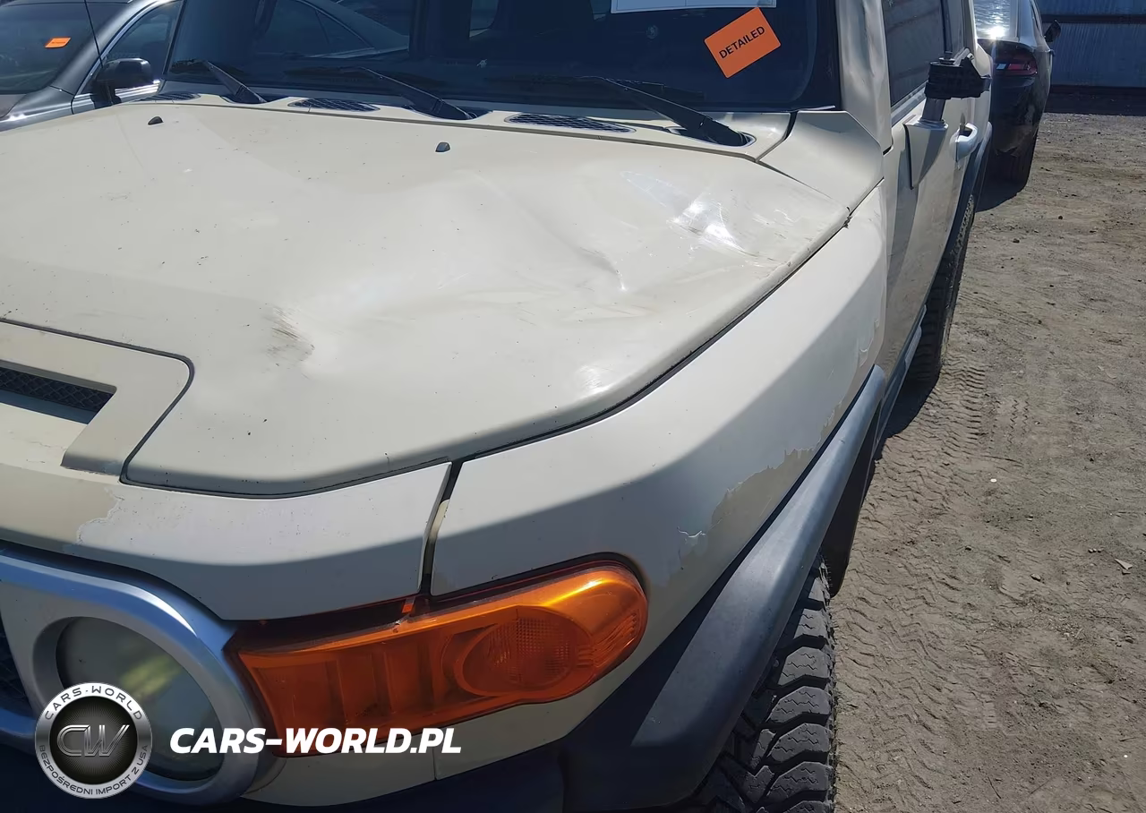 2008 Toyota Fj Cruiser VIN:JTEBU11F18K055428 - 17