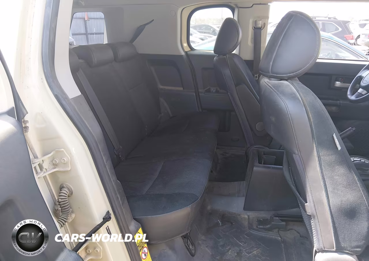 2008 Toyota Fj Cruiser VIN:JTEBU11F18K055428 - 8