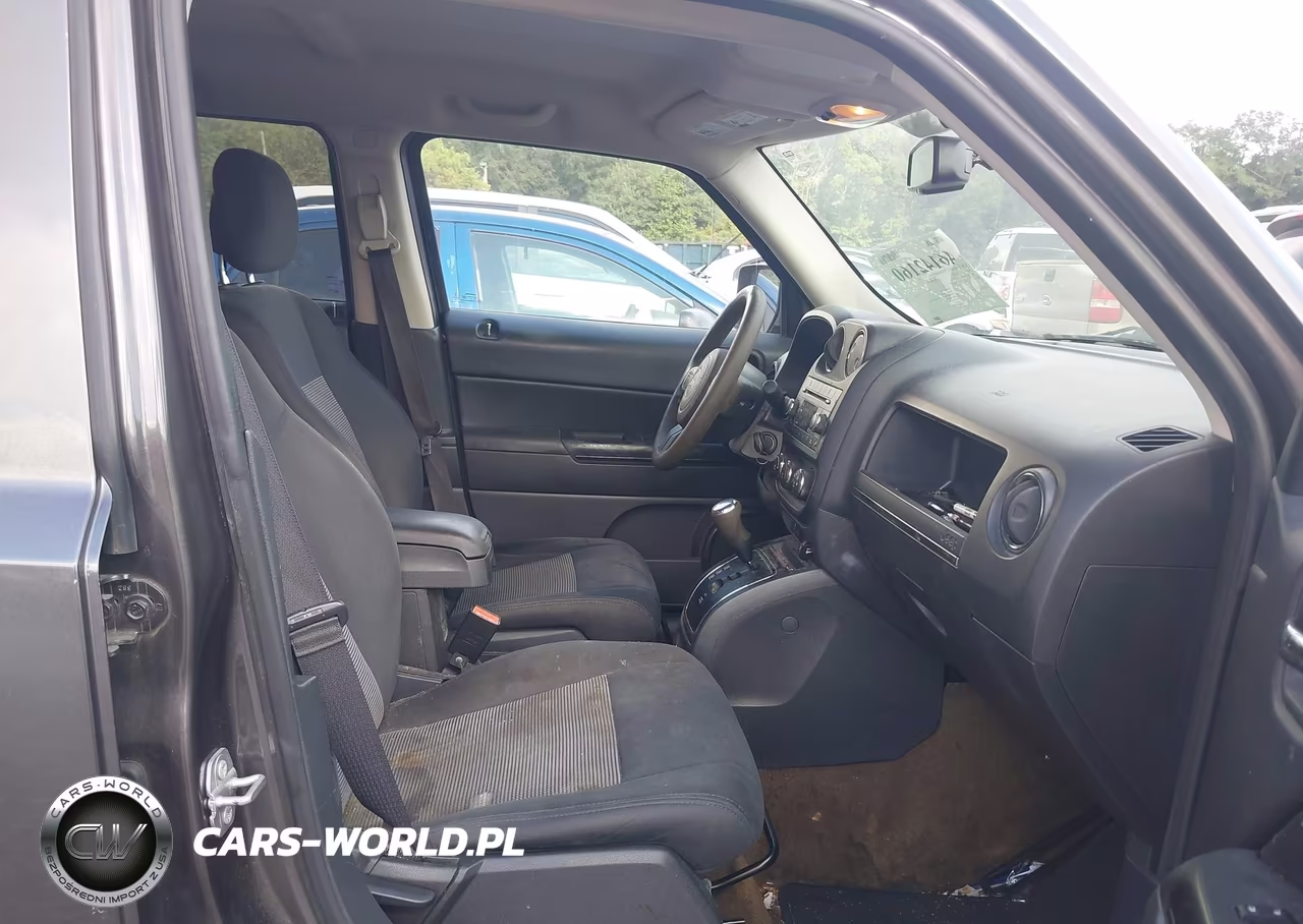 2016 Jeep Patriot Sport VIN:1C4NJPBA6GD735750 - 5