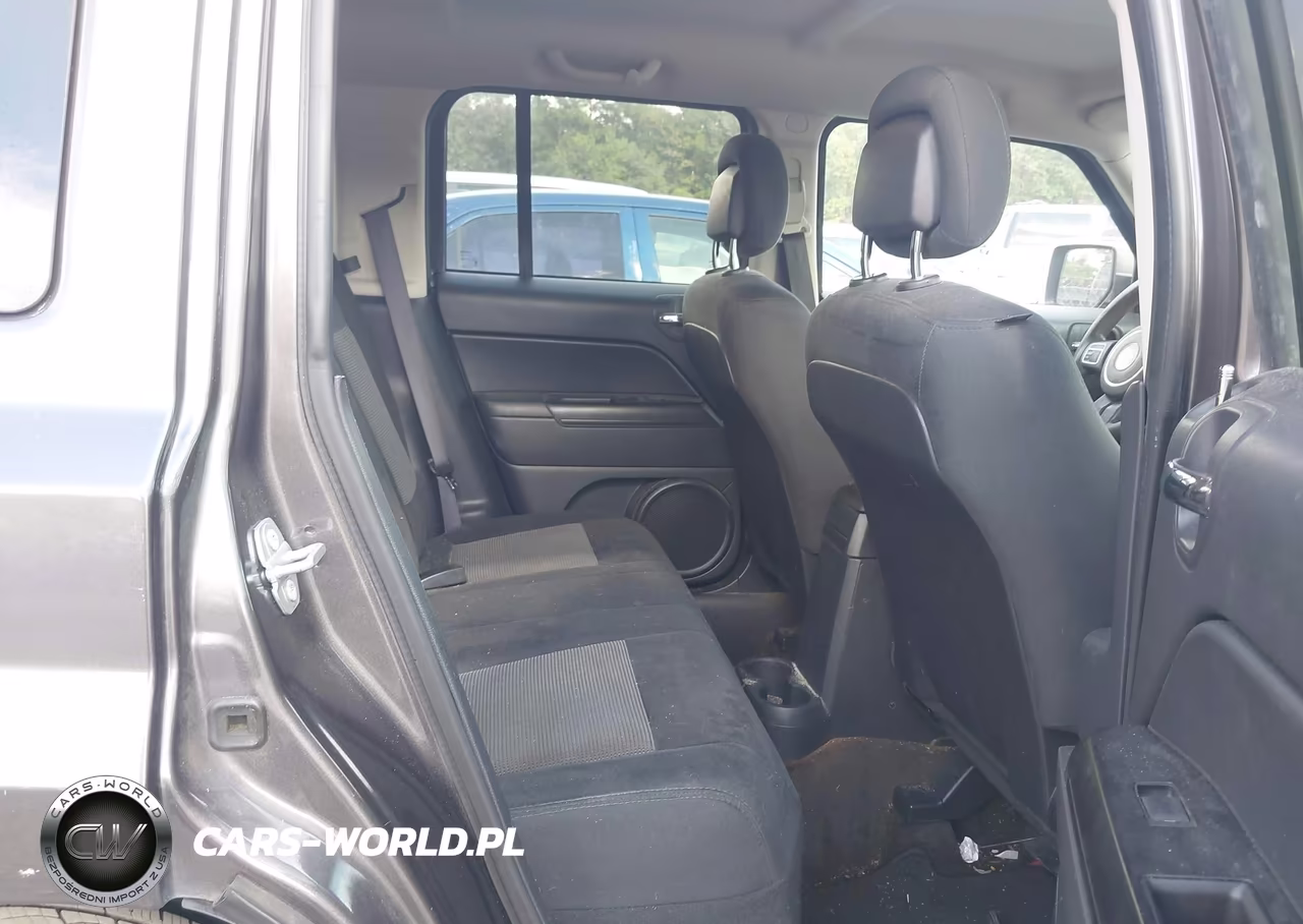 2016 Jeep Patriot Sport VIN:1C4NJPBA6GD735750 - 8
