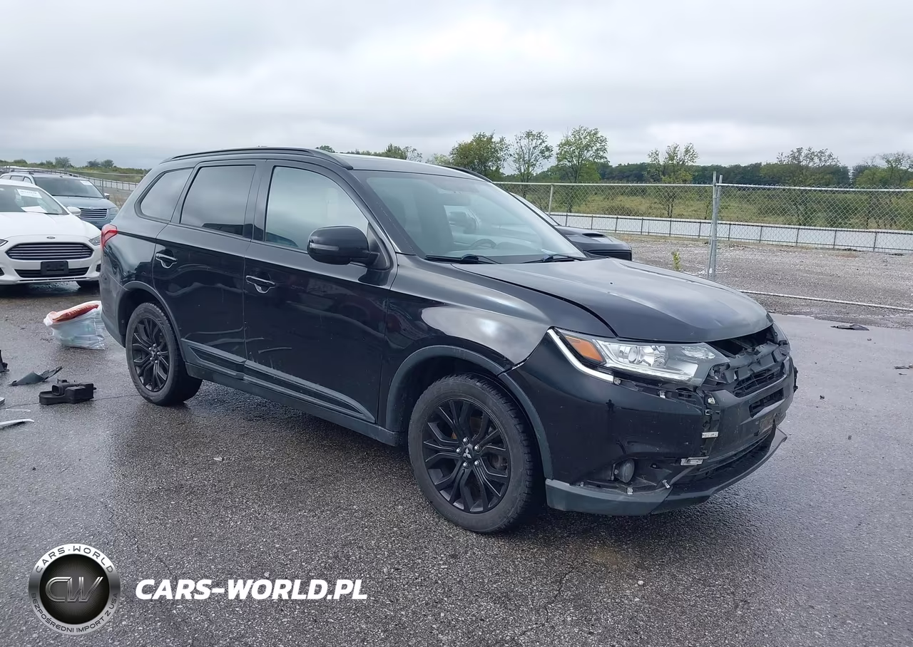 2018 Mitsubishi Outlander Le