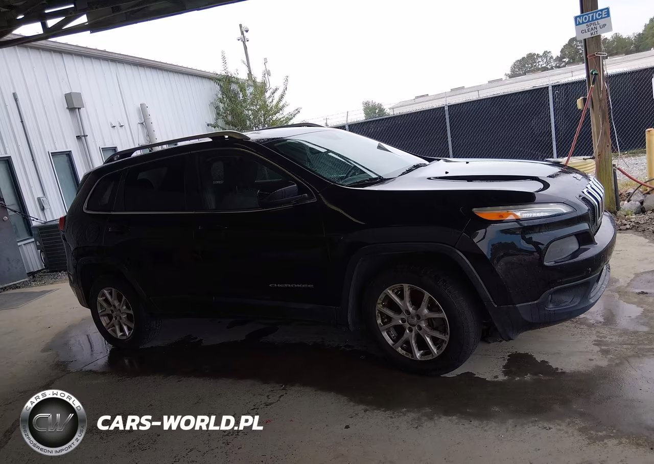 2015 Jeep Cherokee Latitude VIN:1C4PJMCB5FW619411 - 12