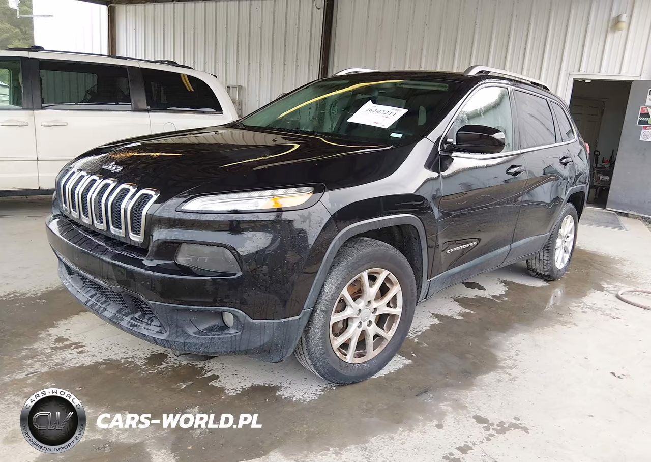 2015 Jeep Cherokee Latitude VIN:1C4PJMCB5FW619411 - 2