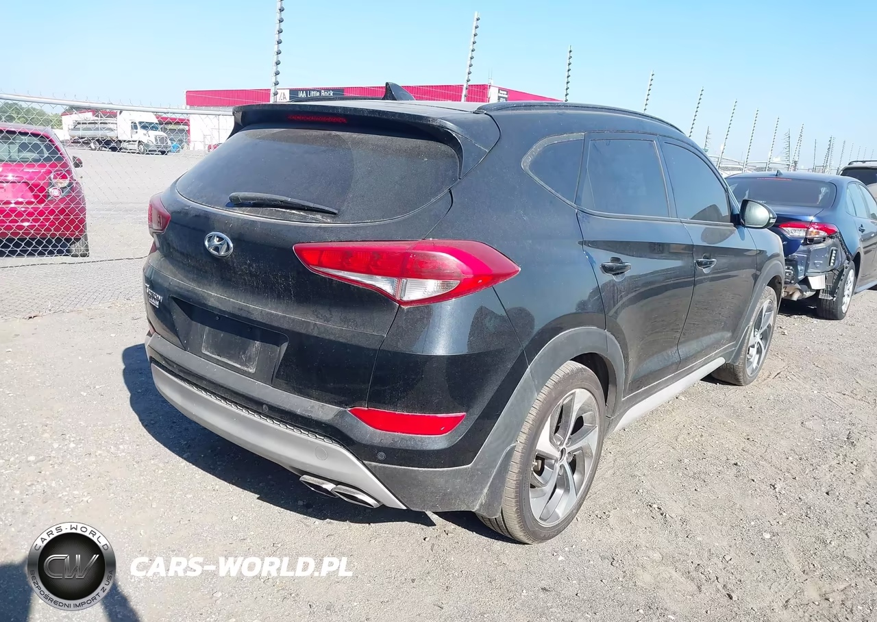 2018 Hyundai Tucson Value VIN:KM8J33A28JU674755 - 4