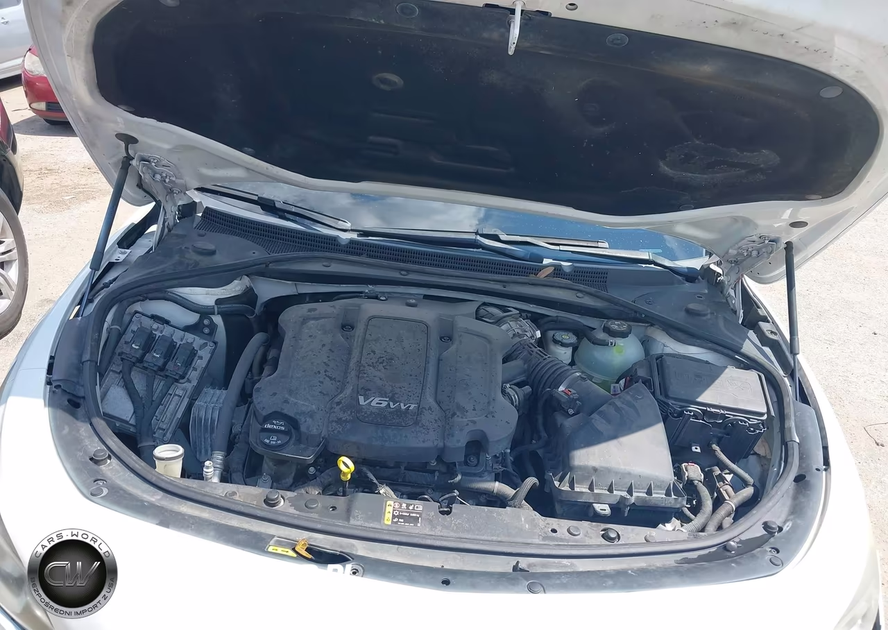 2018 Buick Lacrosse Avenir VIN:1G4ZT5SS0JU131400 - 10