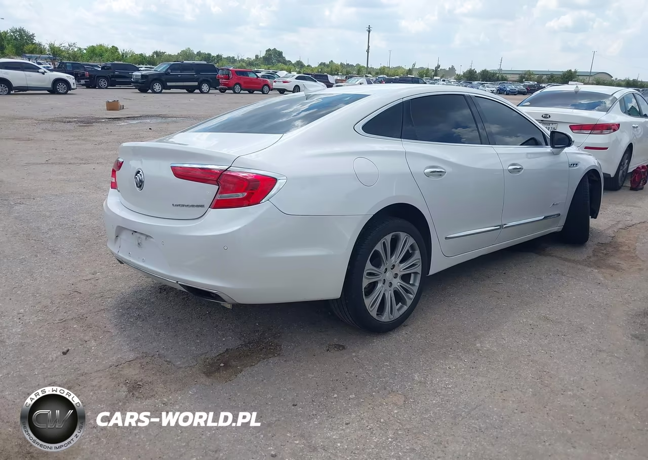 2018 Buick Lacrosse Avenir VIN:1G4ZT5SS0JU131400 - 4
