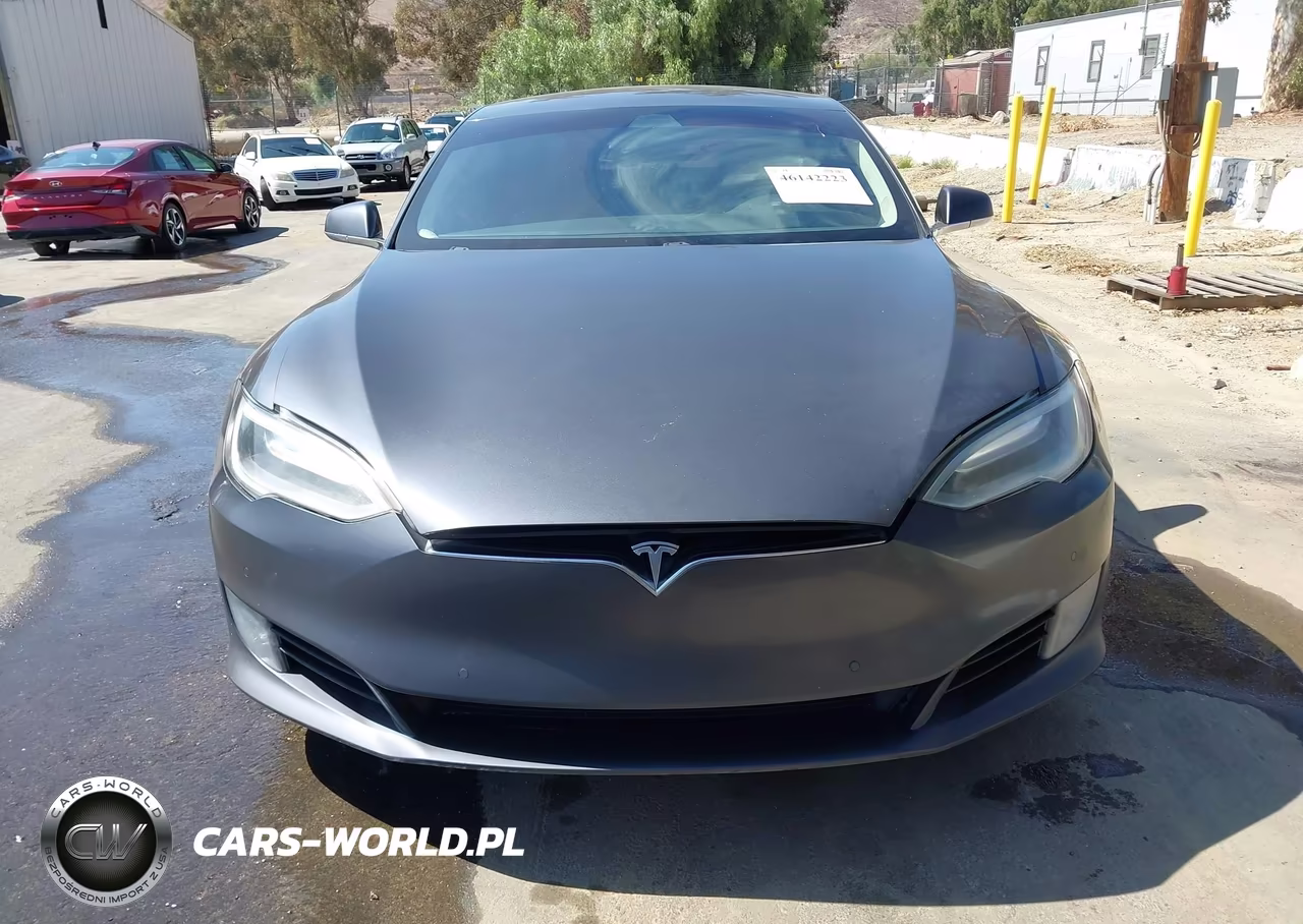 2017 Tesla Model S 60-75 VIN:5YJSA1E14HF194073 - 12