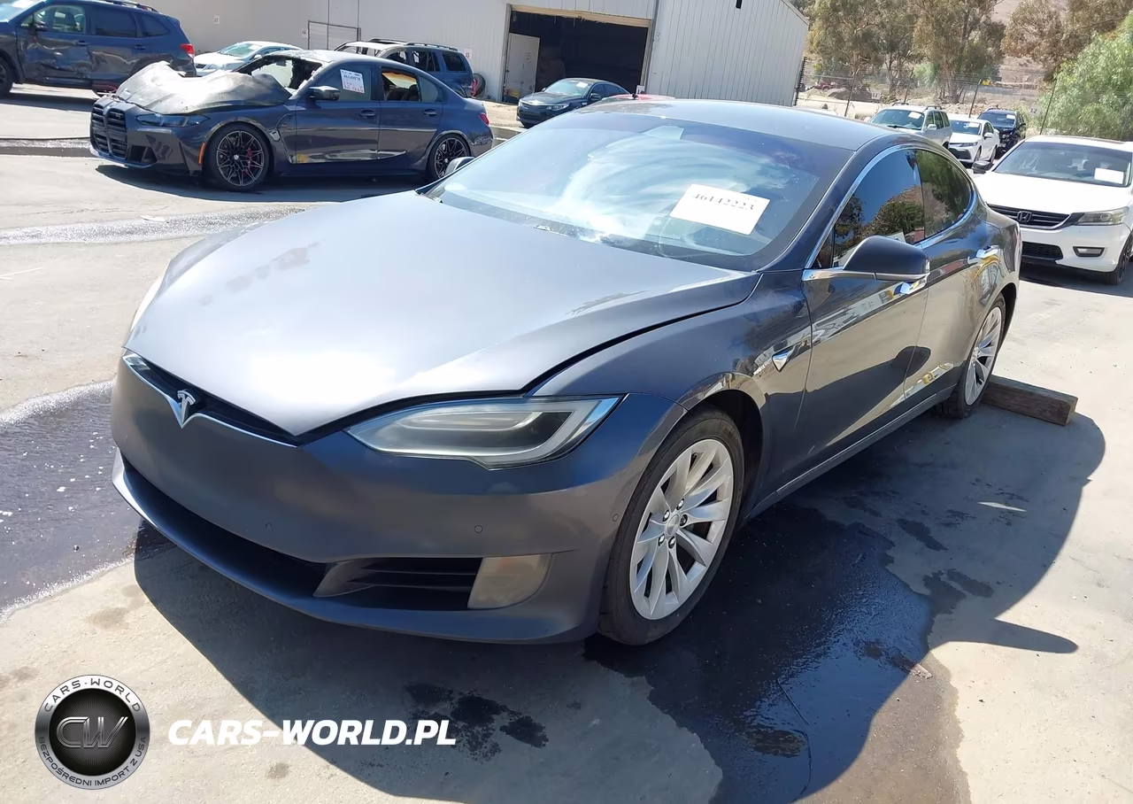 2017 Tesla Model S 60-75 VIN:5YJSA1E14HF194073 - 2