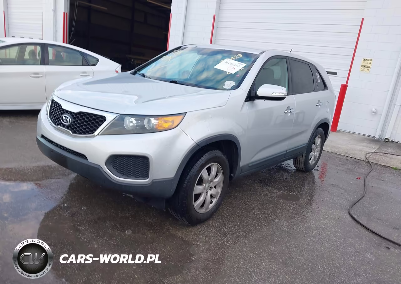 2013 Kia Sorento Lx VIN:5XYKT3A15DG325428 - 2