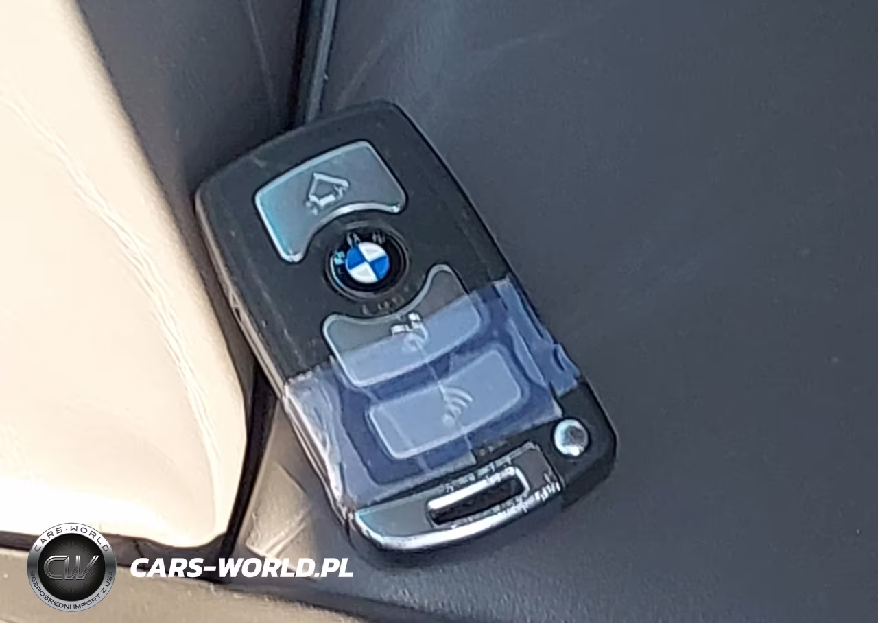 2003 BMW 745Li VIN:WBAGN634X3DR19922 - 11