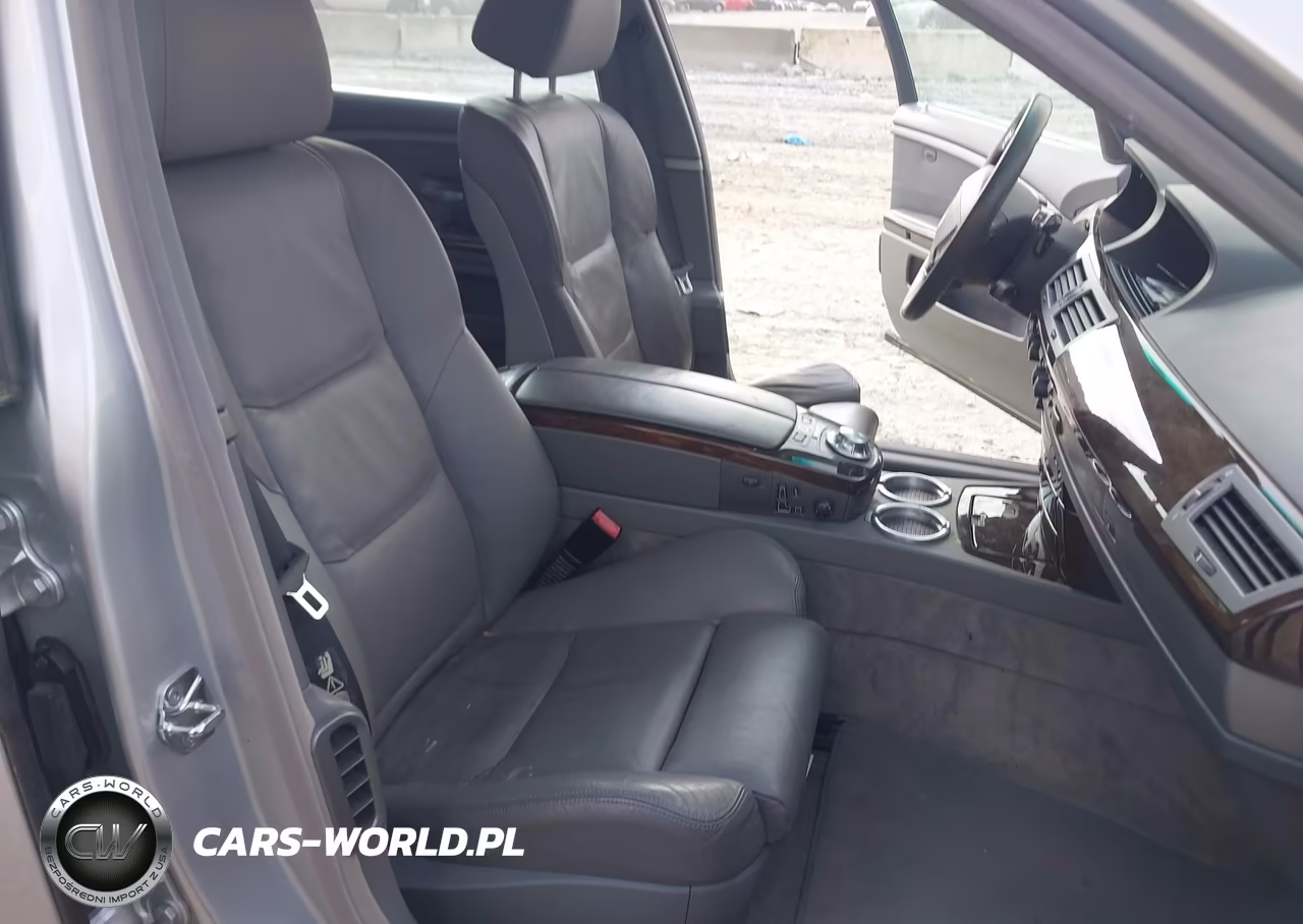 2003 BMW 745Li VIN:WBAGN634X3DR19922 - 5