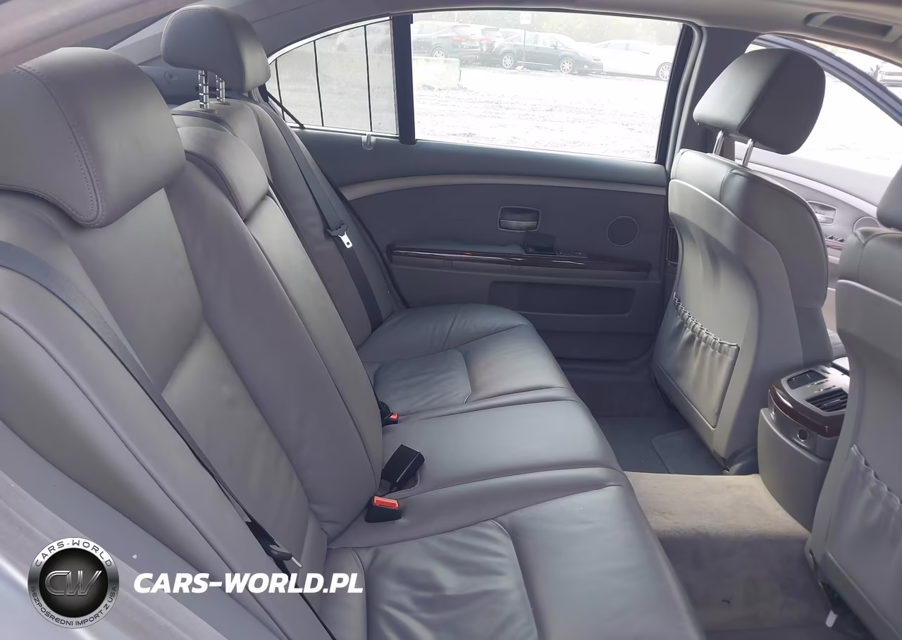 2003 BMW 745Li VIN:WBAGN634X3DR19922 - 8