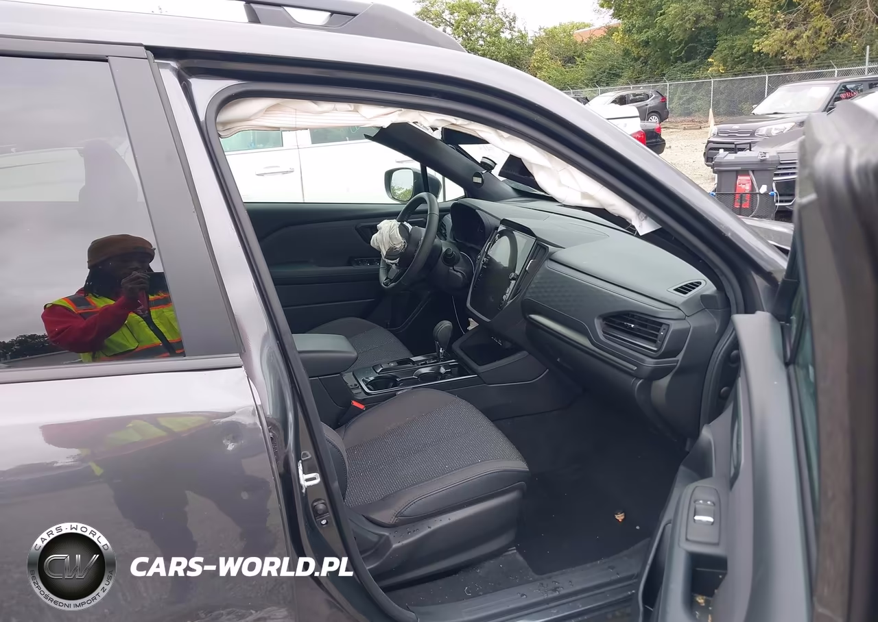 2026 Subaru Forester Premium VIN:4S4SLDD64T3042272 - 5