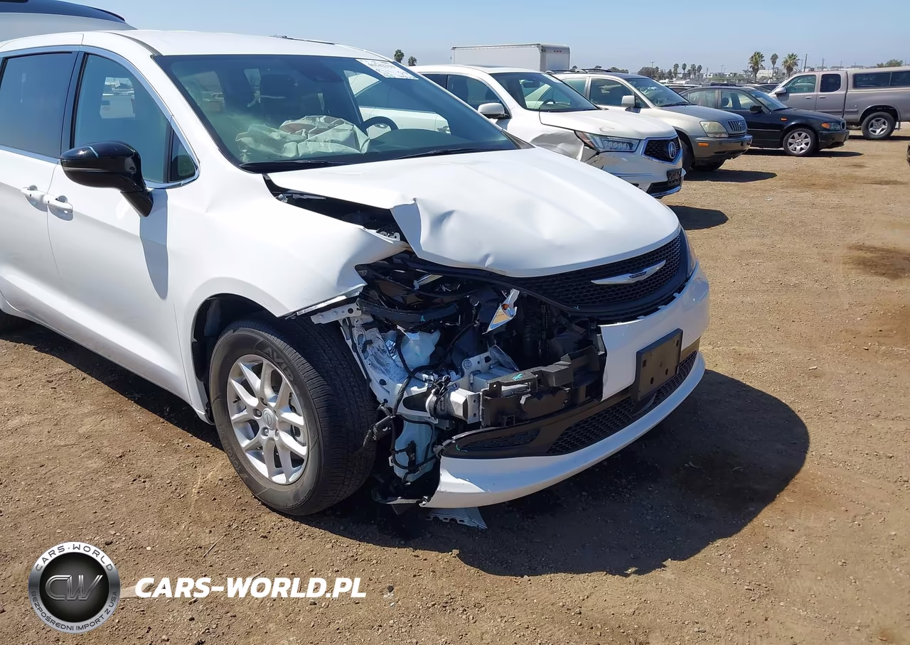 2025 Chrysler Voyager Lx VIN:2C4RC1CG8SR611481 - 6