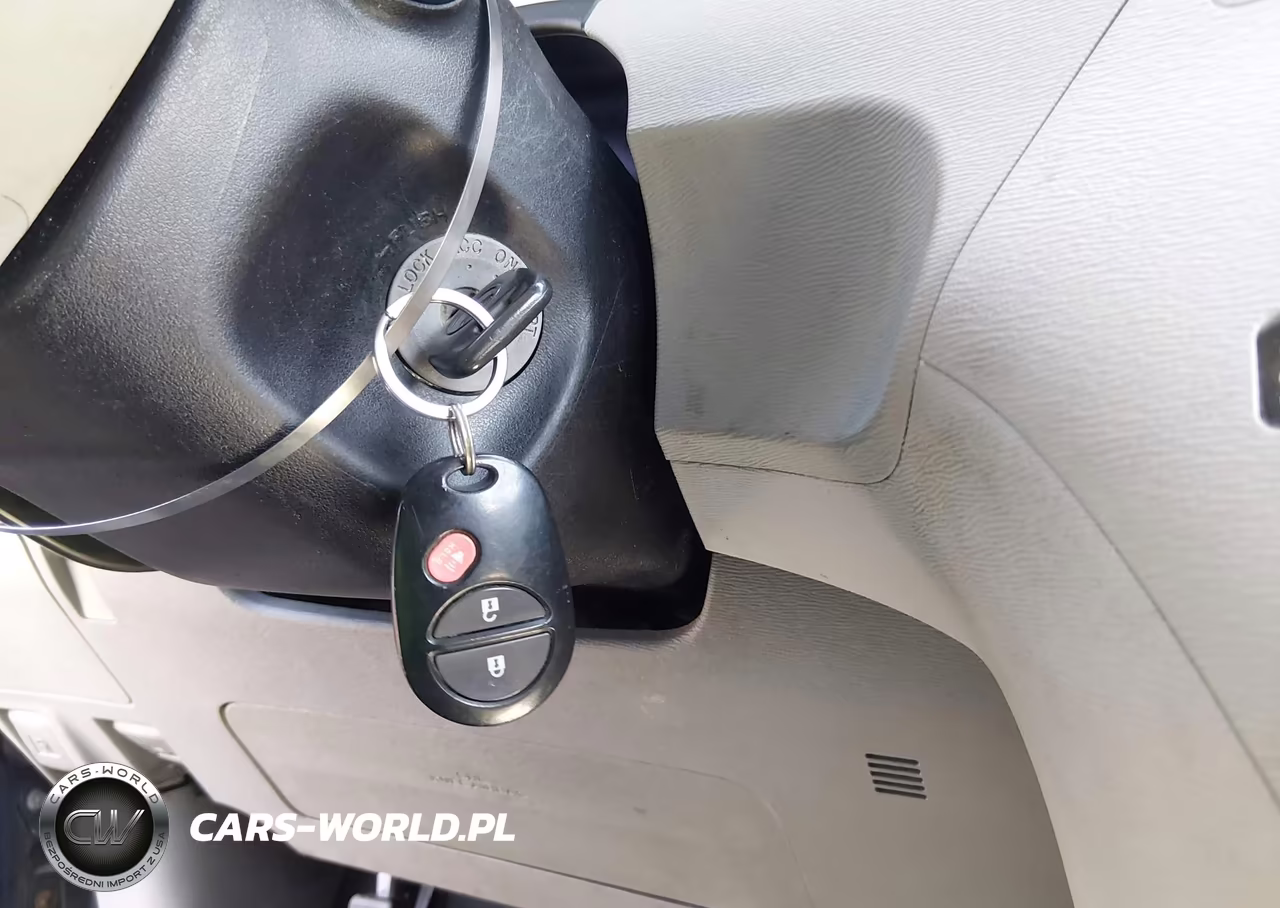 2014 Toyota Sienna L V6 7 Passenger VIN:5TDZK3DC5ES479253 - 11
