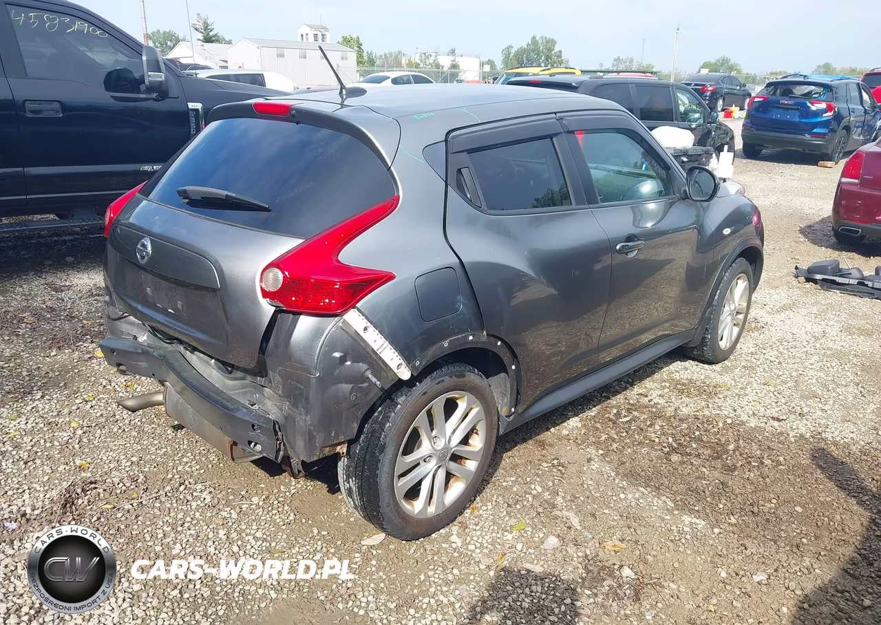 2013 Nissan Juke Sl VIN:JN8AF5MV5DT224010 - 4