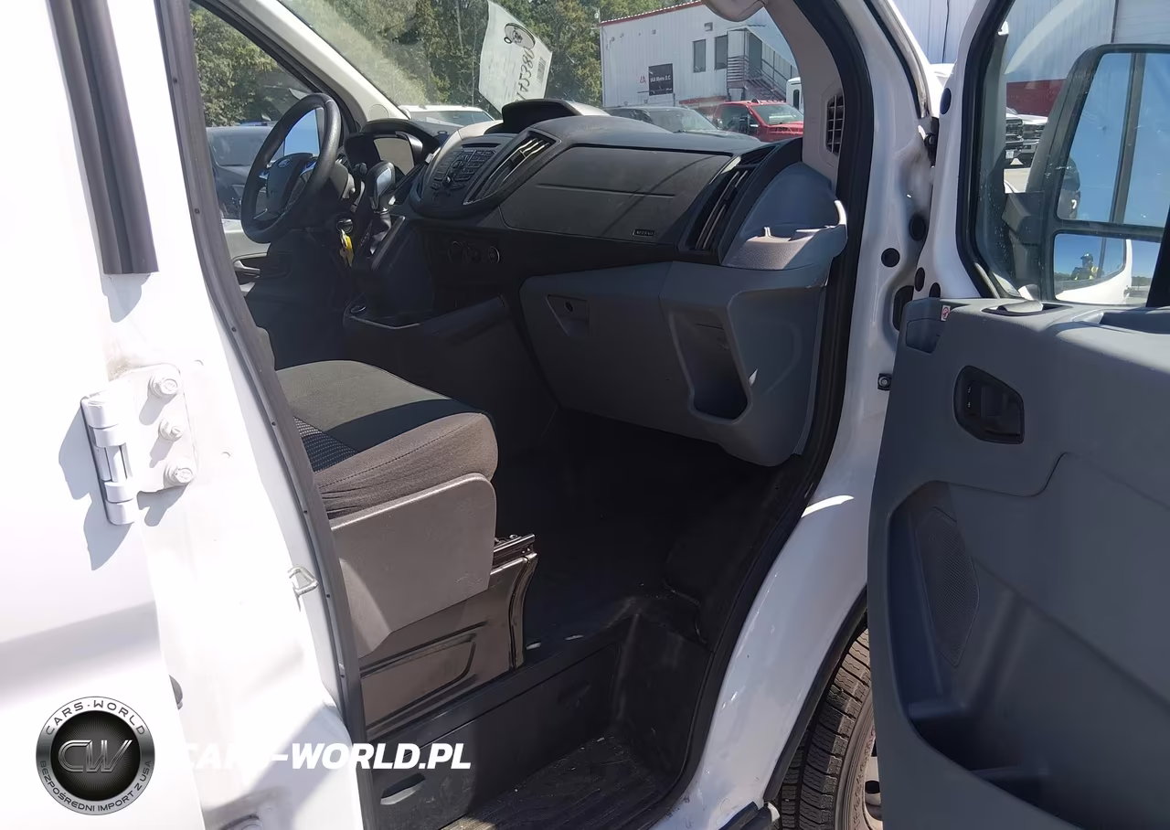 2019 Ford Transit-250 VIN:1FTYR1ZM2KKB72719 - 5