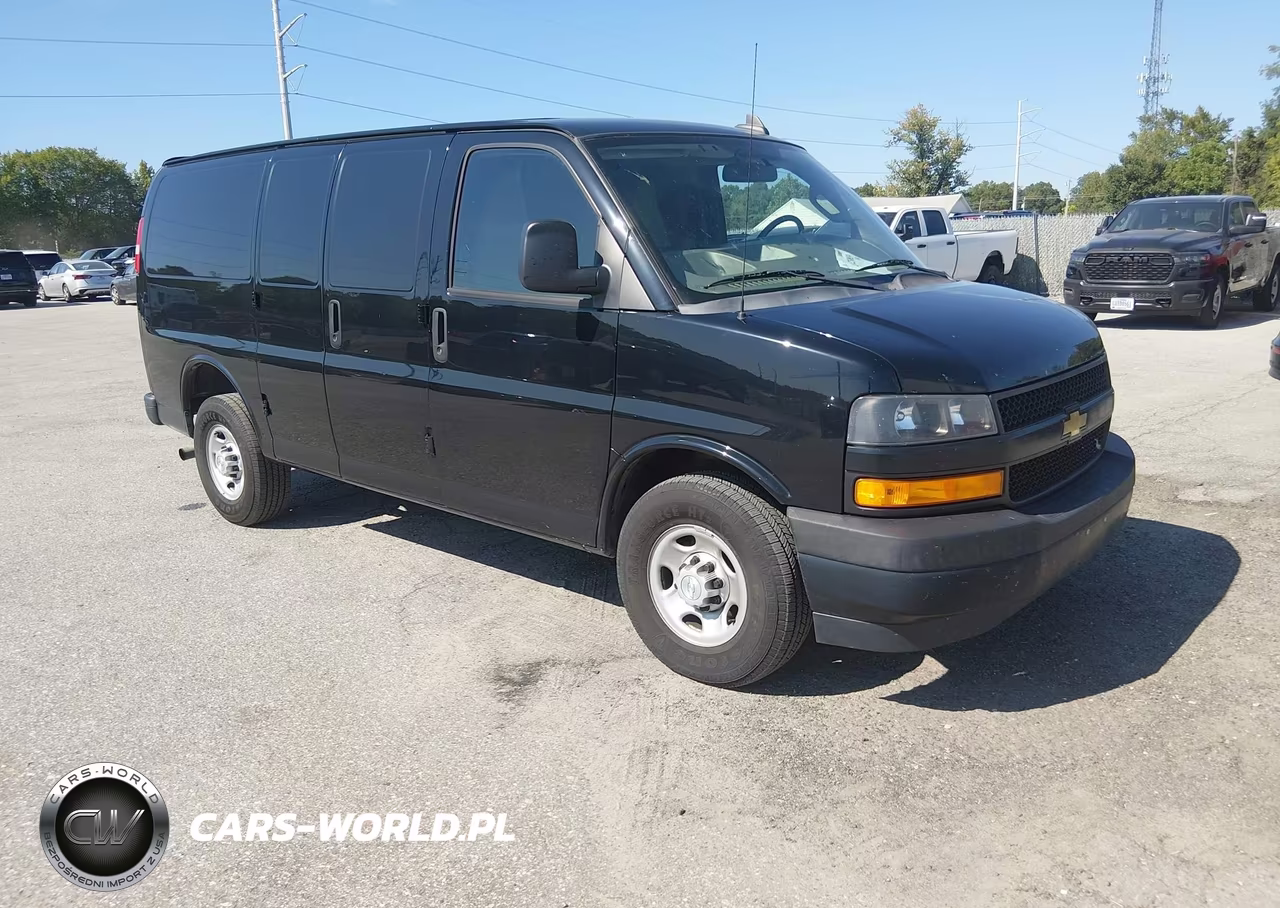 2018 Chevrolet Express 2500 Work Van VIN:1GCWGAFG9J1313883 - 1