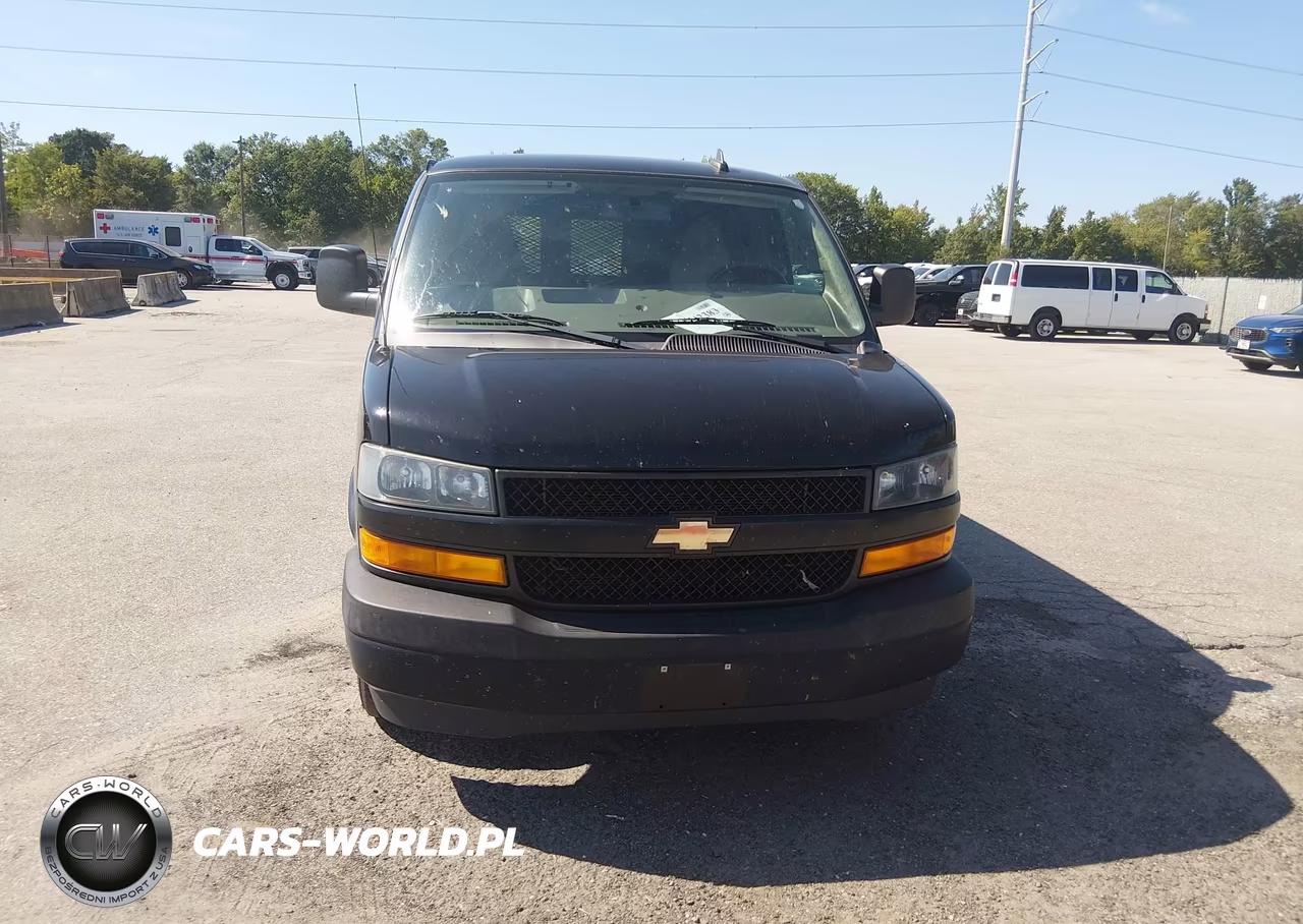 2018 Chevrolet Express 2500 Work Van VIN:1GCWGAFG9J1313883 - 14