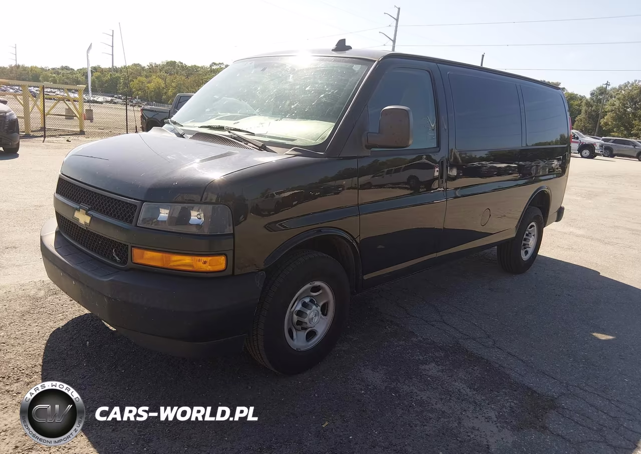 2018 Chevrolet Express 2500 Work Van VIN:1GCWGAFG9J1313883 - 2