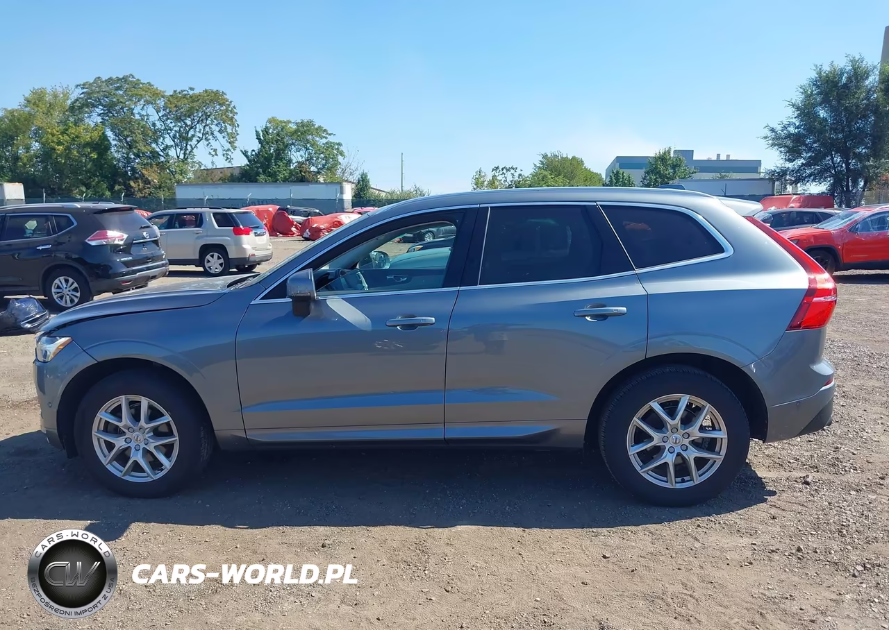 2018 Volvo Xc60 T5 Momentum VIN:YV4102RK8J1075543 - 13