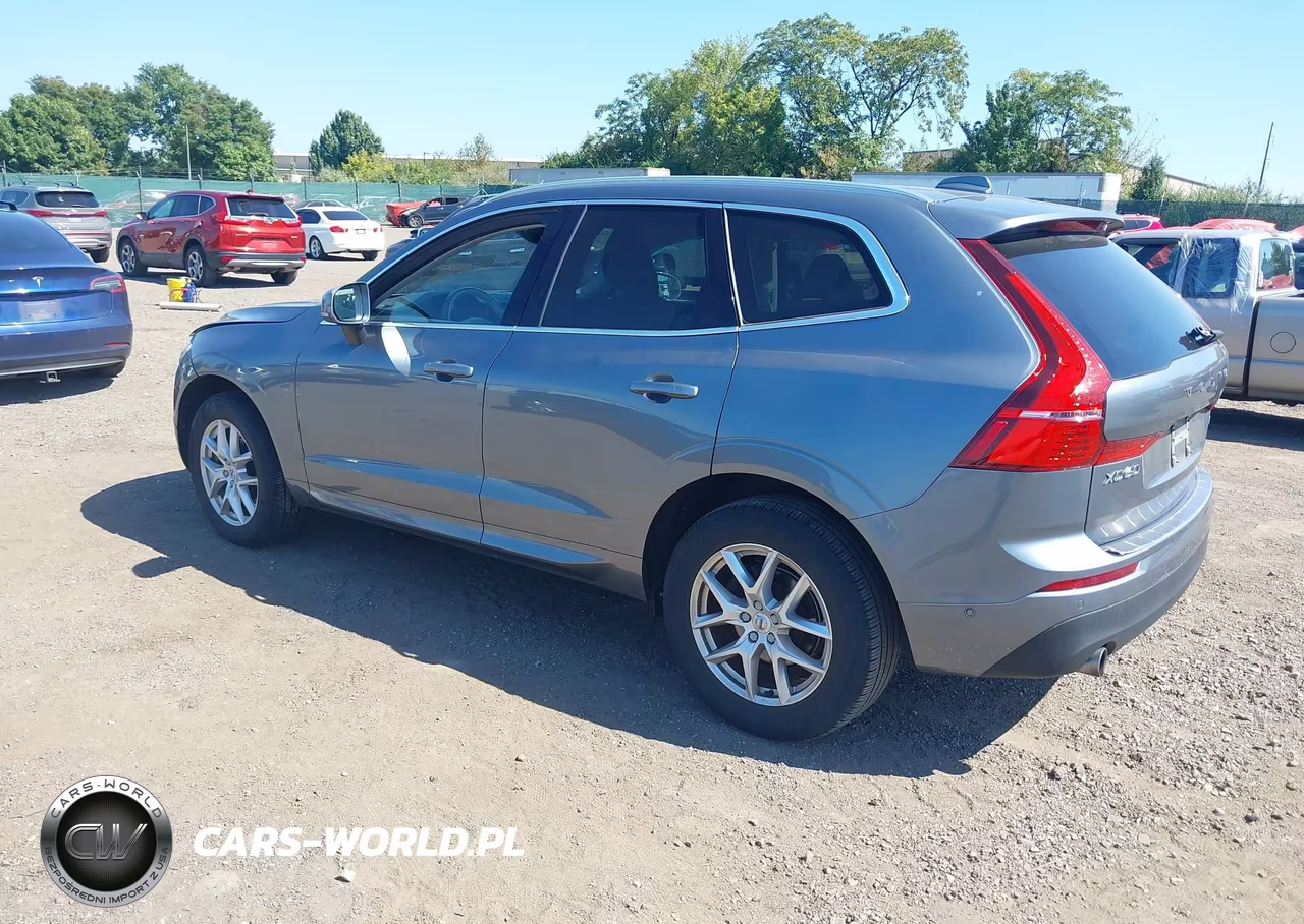 2018 Volvo Xc60 T5 Momentum VIN:YV4102RK8J1075543 - 3