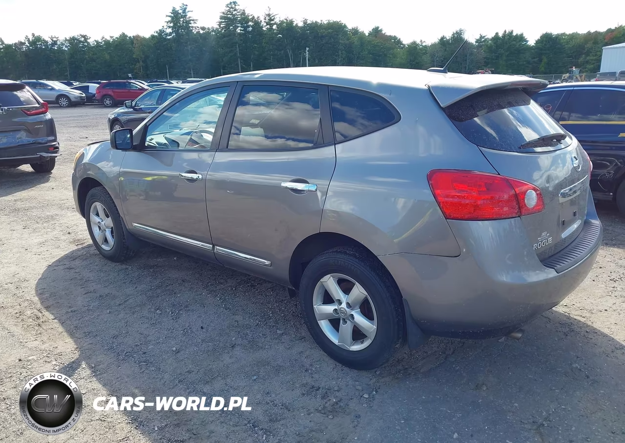 2012 Nissan Rogue S VIN:JN8AS5MV3CW714373 - 3