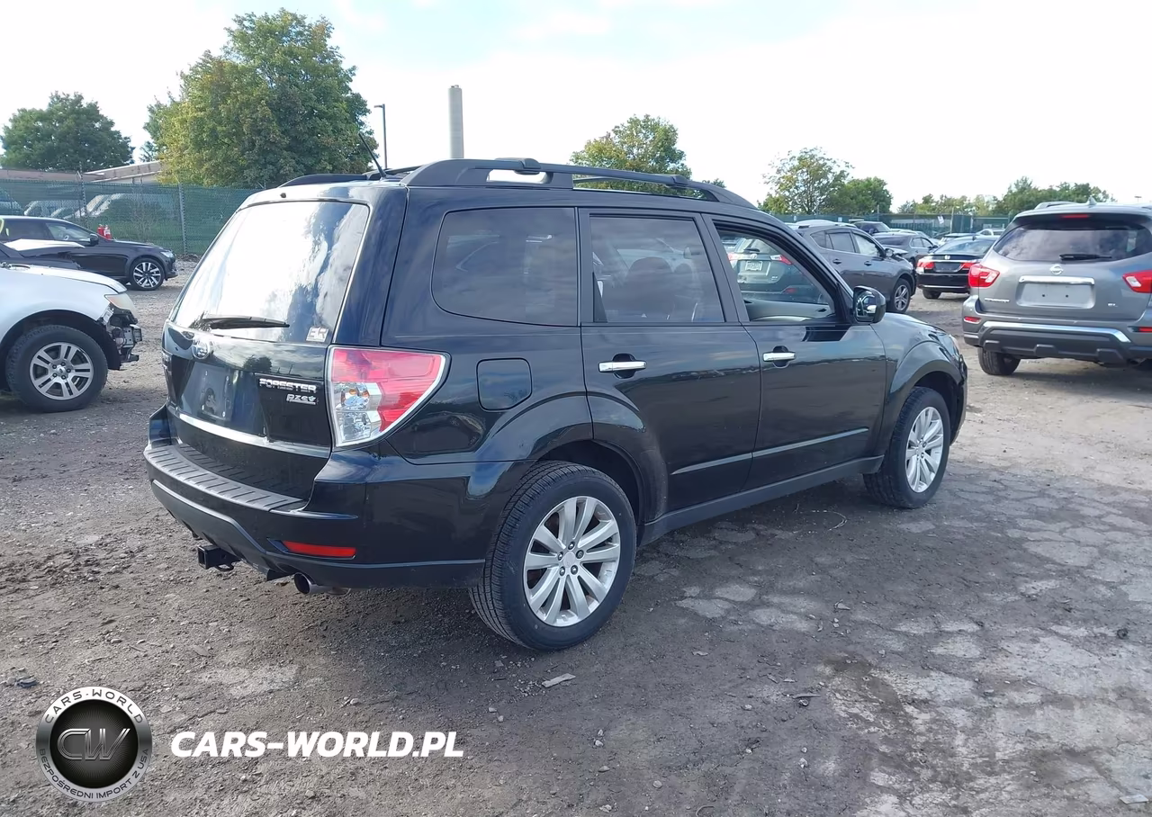 2012 Subaru Forester 2.5X Limited VIN:JF2SHAEC8CH459410 - 4