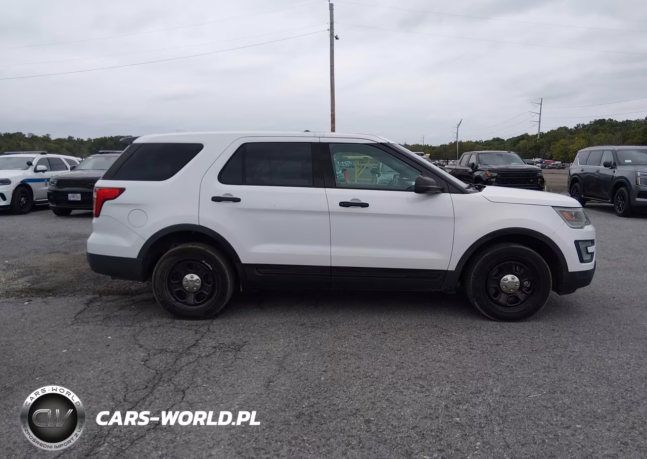 2017 Ford Utility Police Interceptor VIN:1FM5K8AR7HGB72388 - 18