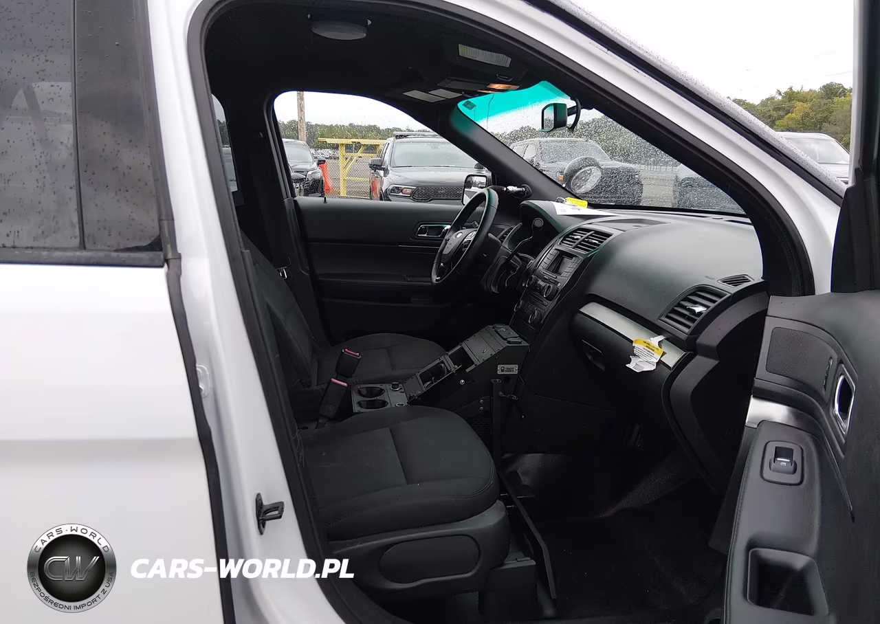 2017 Ford Utility Police Interceptor VIN:1FM5K8AR7HGB72388 - 5