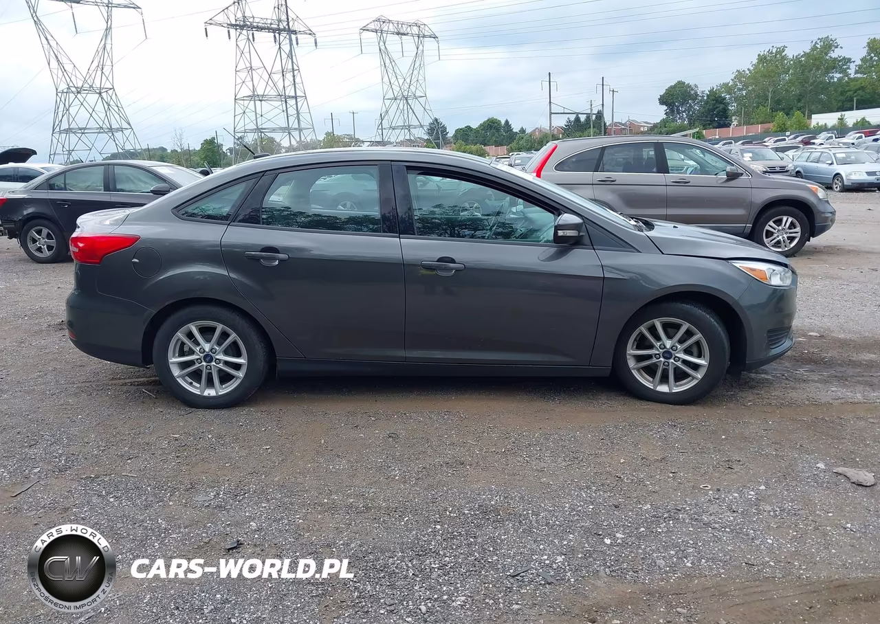 2015 Ford Focus Se VIN:1FADP3F21FL316429 - 14