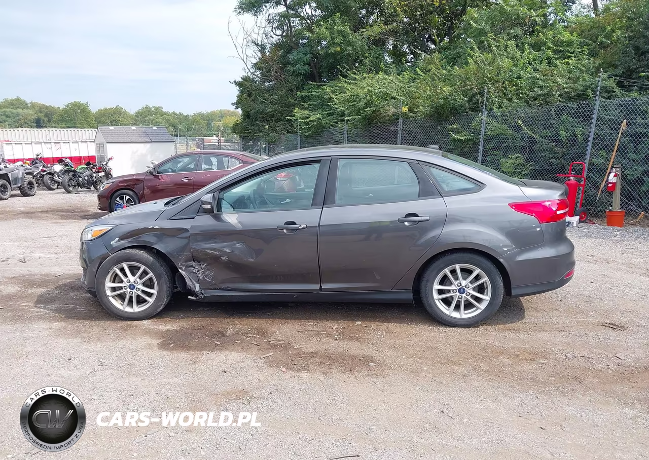2015 Ford Focus Se VIN:1FADP3F21FL316429 - 15