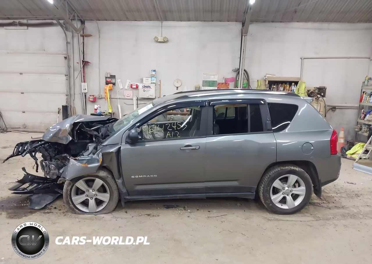2012 Jeep Compass Latitude VIN:1C4NJDEB6CD599231 - 14