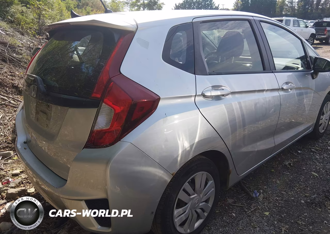 2016 Honda Fit Lx VIN:JHMGK5H55GX021920 - 4