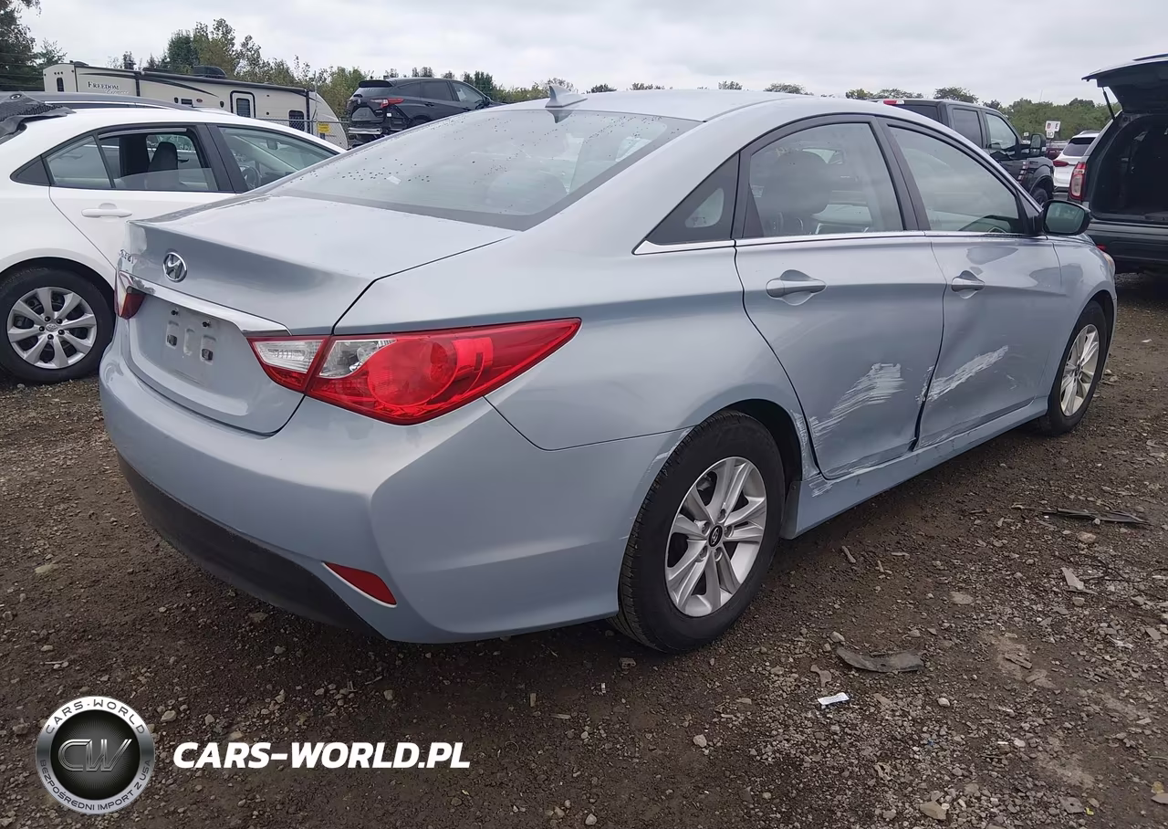 2014 Hyundai Sonata Gls VIN:5NPEB4AC3EH831390 - 4