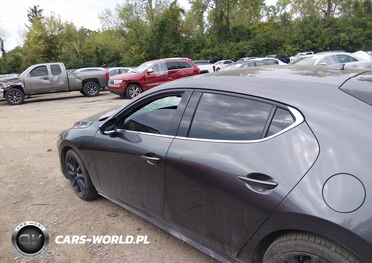 2020 Mazda Mazda3 Premium Package VIN:JM1BPBNM0L1172815 - 14