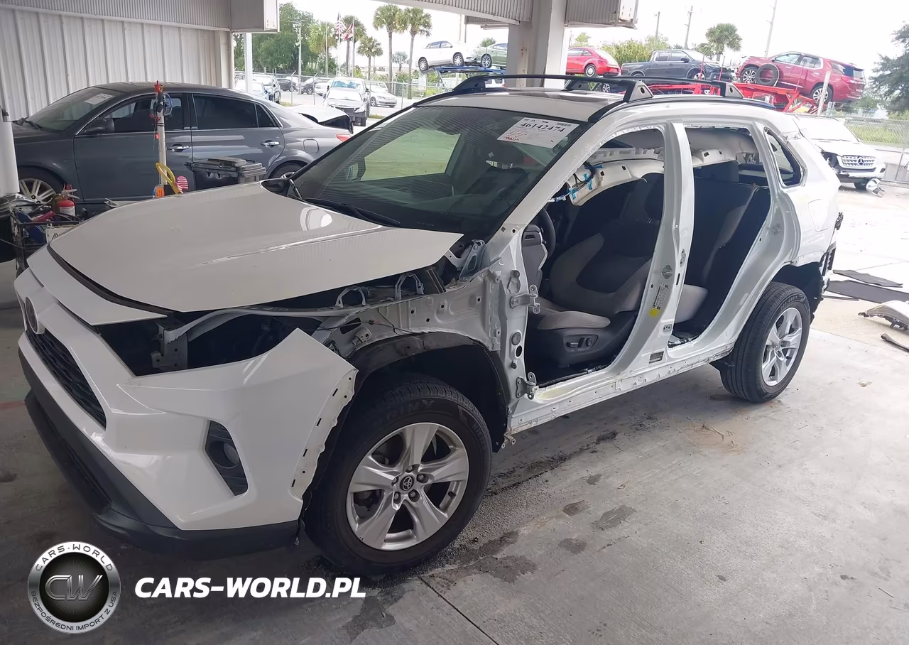 2020 Toyota Rav4 Xle VIN:2T3W1RFV9LW063127 - 2