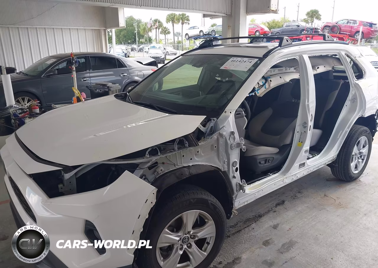 2020 Toyota Rav4 Xle VIN:2T3W1RFV9LW063127 - 6