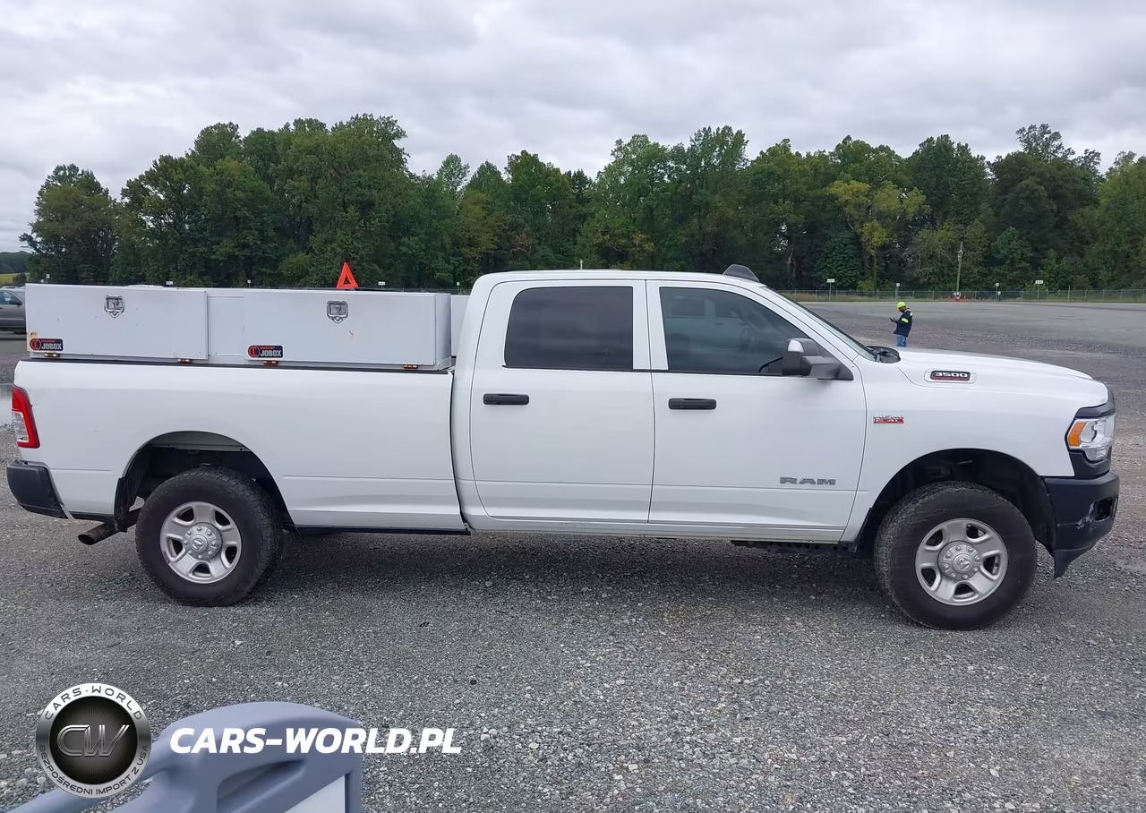 2020 Ram 3500 Tradesman 4X4 8' Box VIN:3C63R3GJ4LG198141 - 18