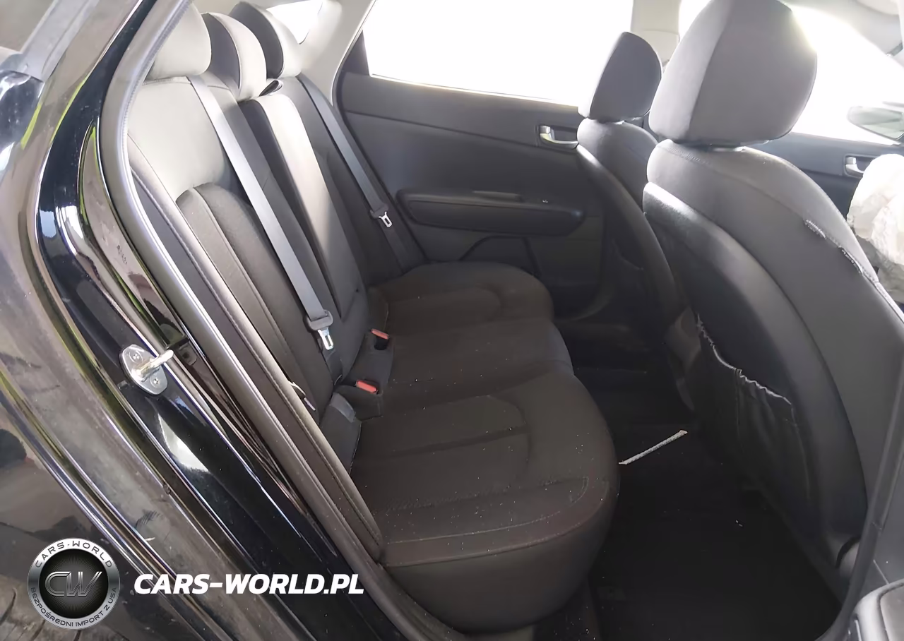 2018 Kia Optima Lx VIN:5XXGT4L31JG196193 - 8