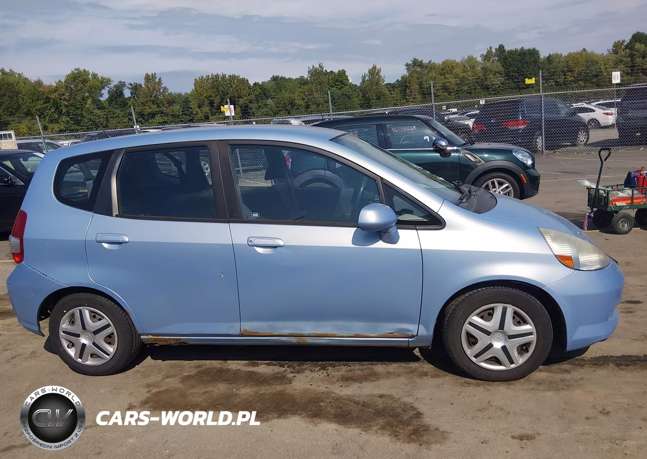 2008 Honda Fit VIN:JHMGD38438S054225 - 13