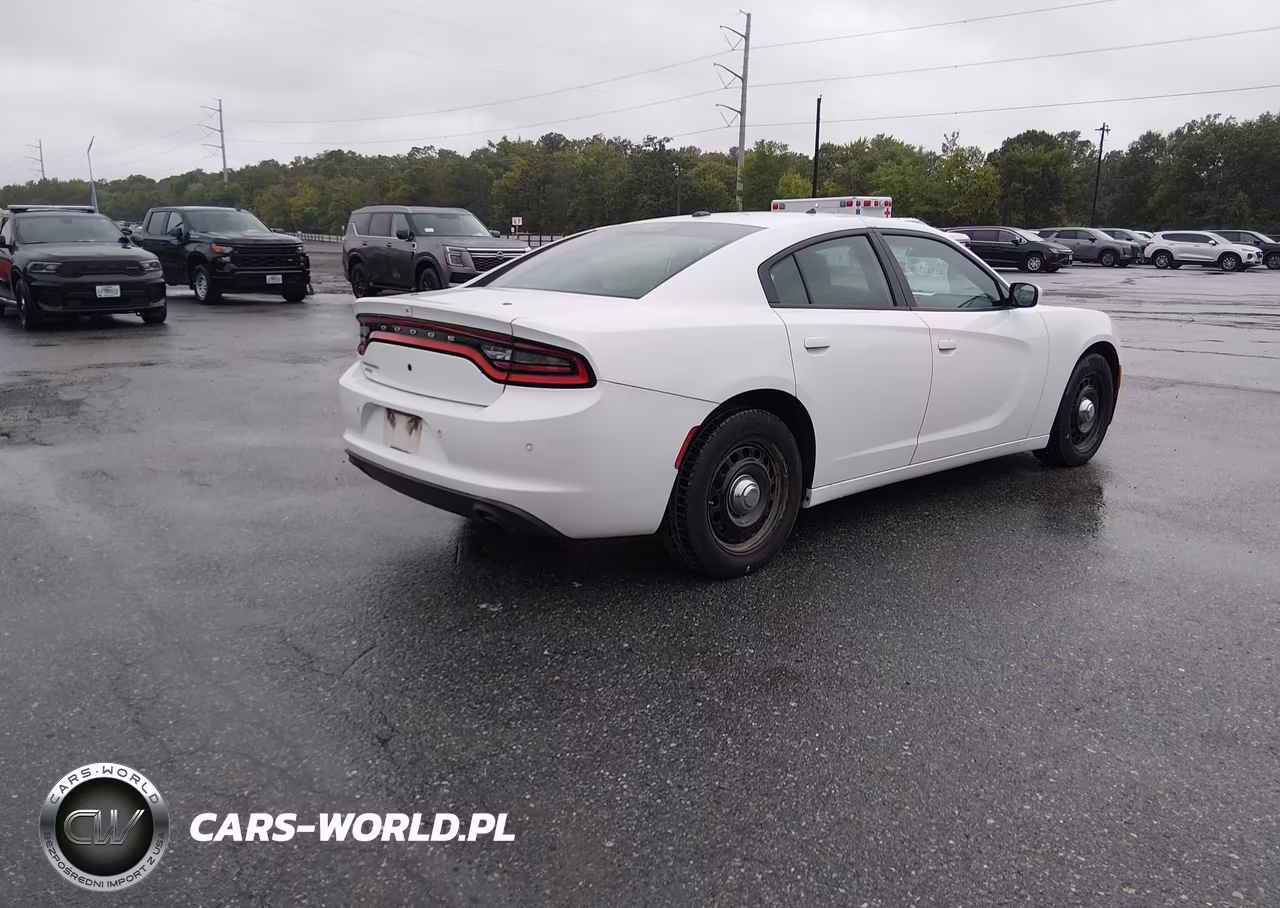 2018 Dodge Charger Police Awd VIN:2C3CDXKTXJH181157 - 4