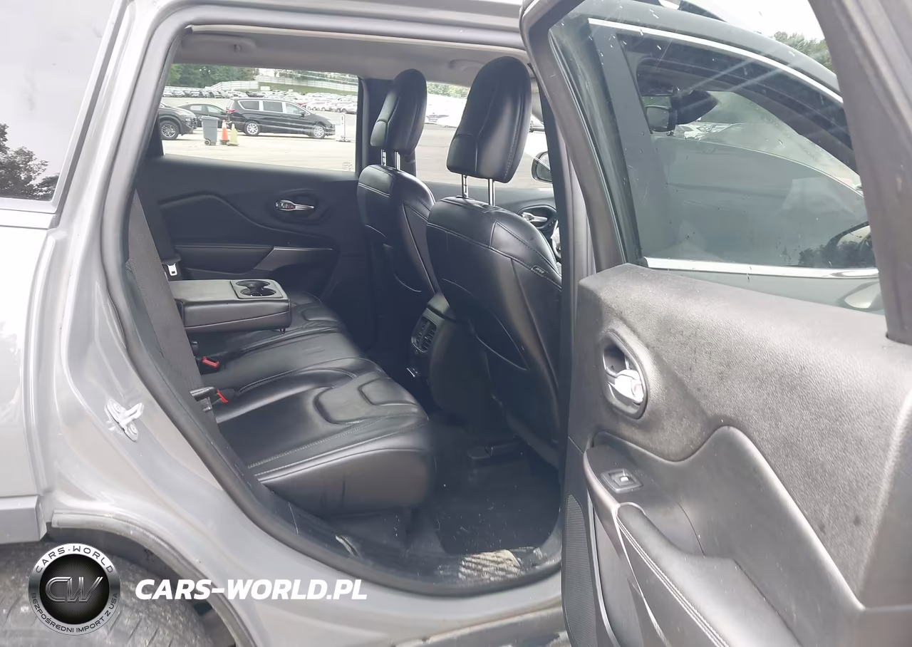 2020 Jeep Cherokee Limited 4X4 VIN:1C4PJMDX7LD650452 - 8