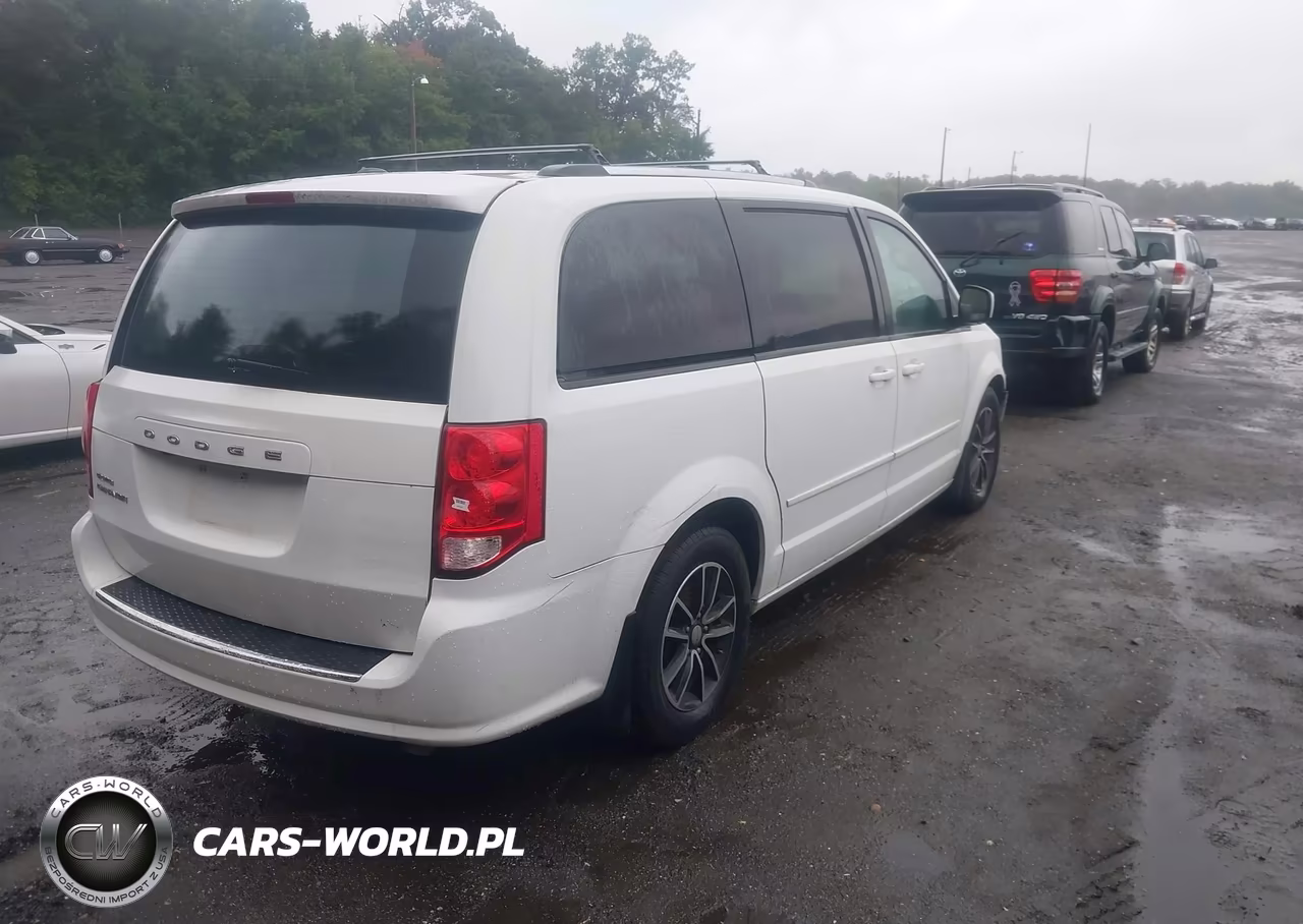2016 Dodge Grand Caravan Se Plus VIN:2C4RDGBG9GR170419 - 4
