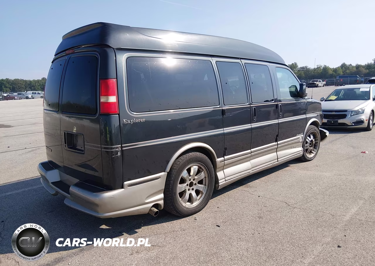 2005 Chevrolet Express Upfitter VIN:1GBFG15T951241947 - 4