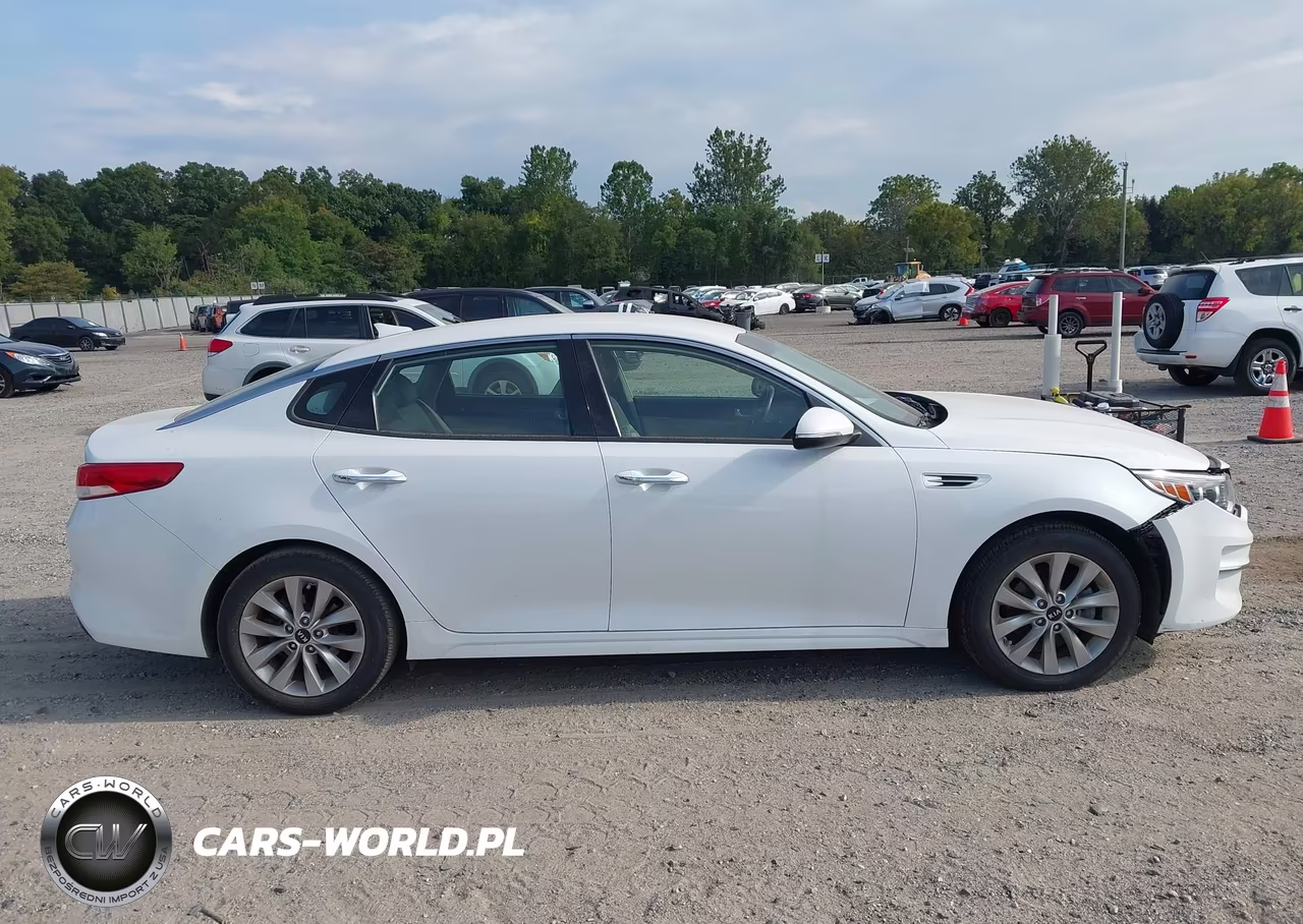2016 Kia Optima Ex VIN:5XXGU4L37GG074606 - 13