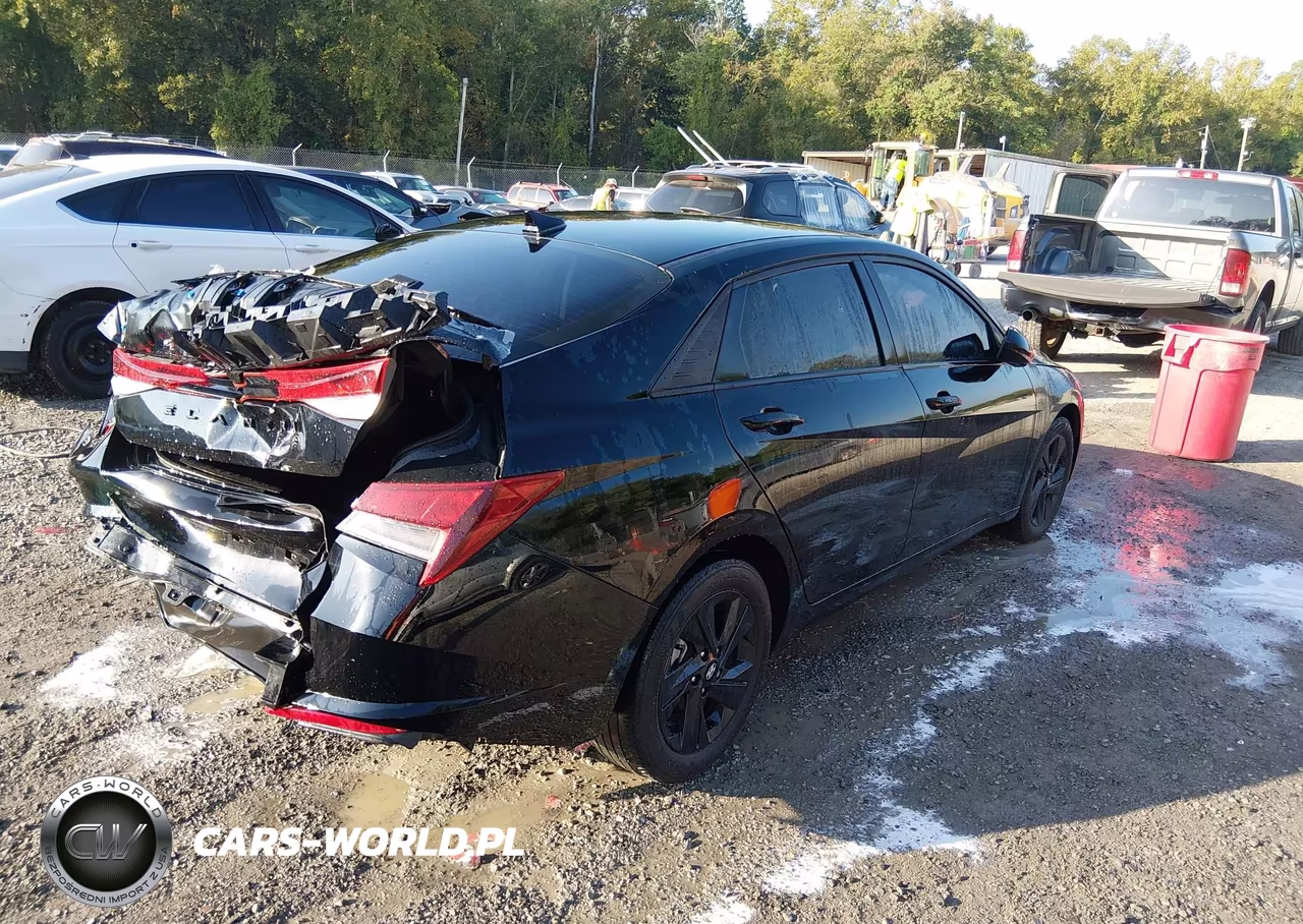 2023 Hyundai Elantra Sel VIN:KMHLM4AGXPU581591 - 4