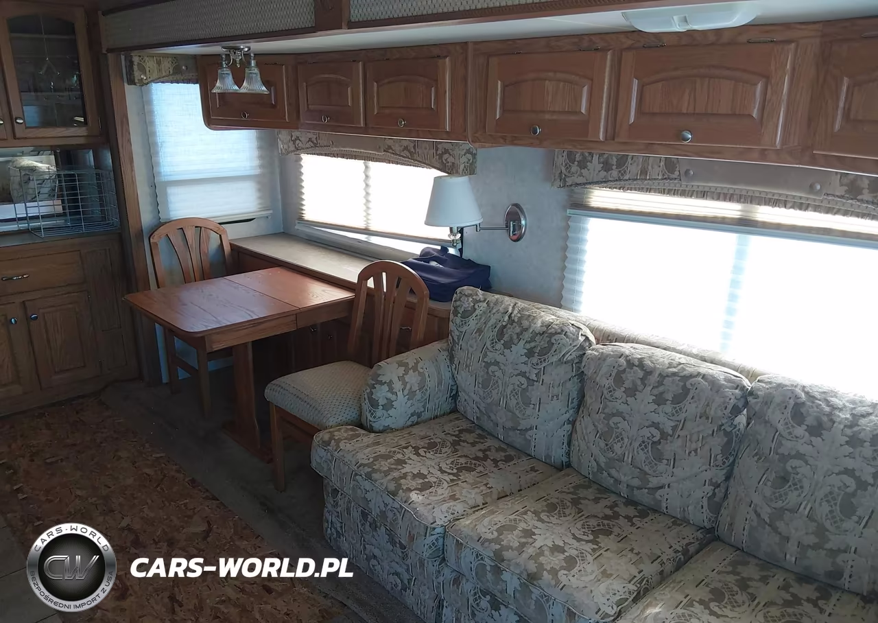 2005 Workhorse Custom Chassis Motorhome Chassis W22 VIN:5B4MP67G453402845 - 14