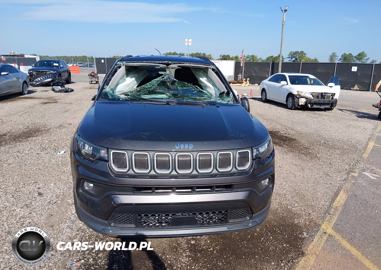 2022 Jeep Compass Latitude Lux 4X4 VIN:3C4NJDFB9NT134891 - 12